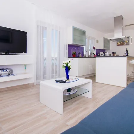 Ana By Interhome *