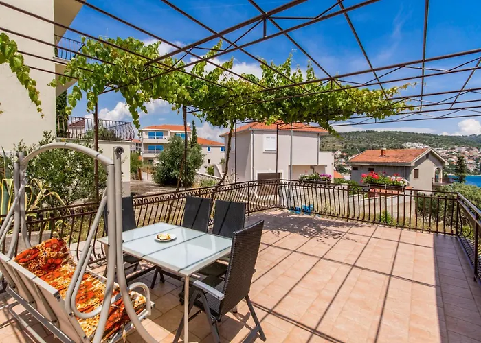 Appartement Ana By Interhome Trogir